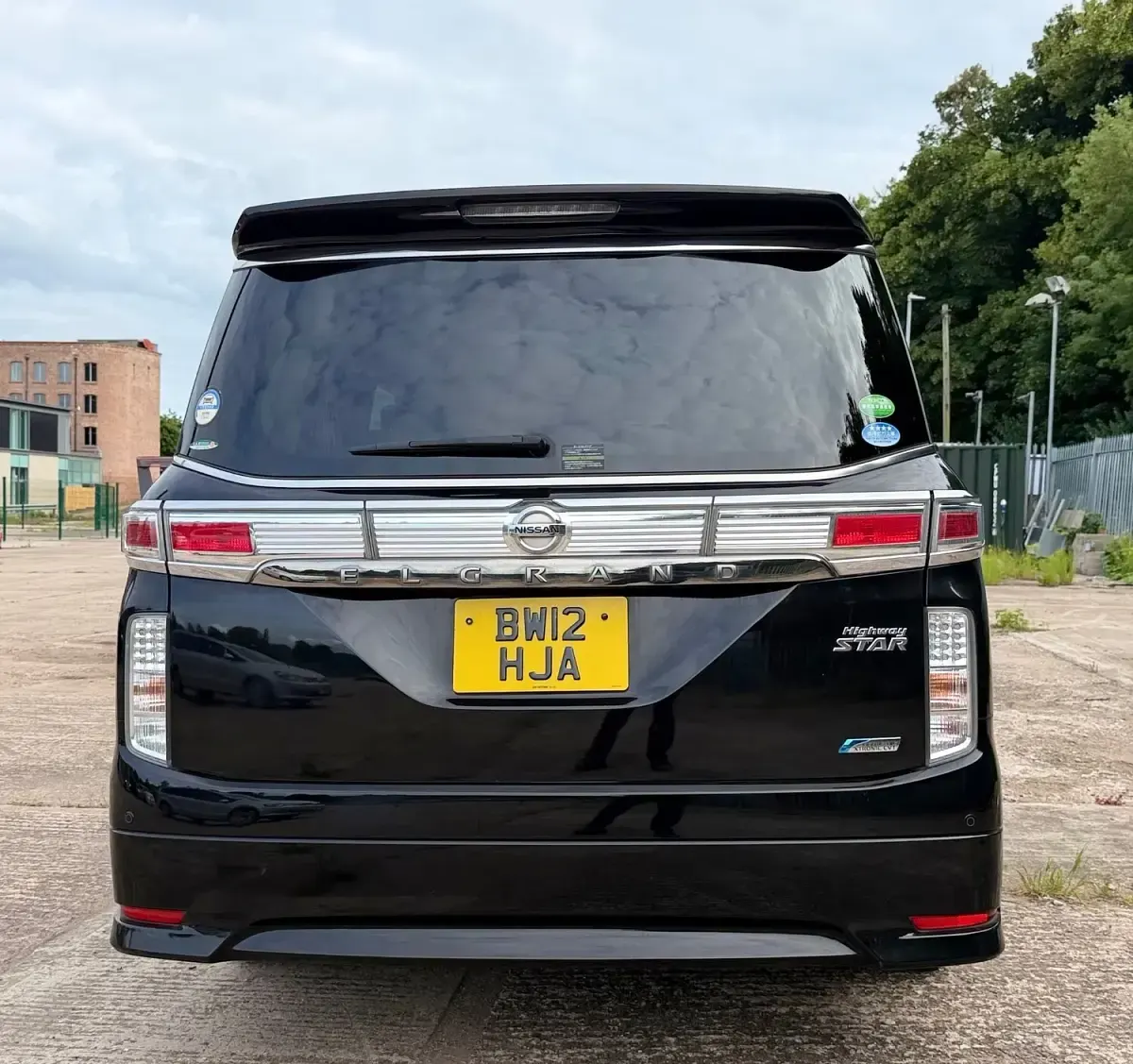 Used Nissan Elgrand 2012 Black MPV