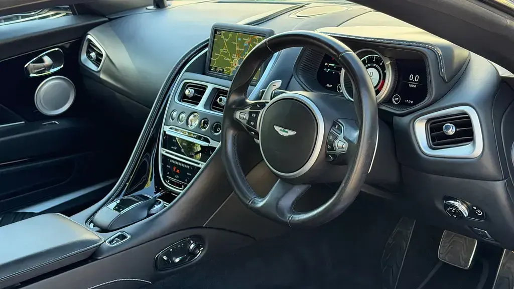 Used Aston Martin DB11 600 HP (441 kW) 2017 Black Coupe