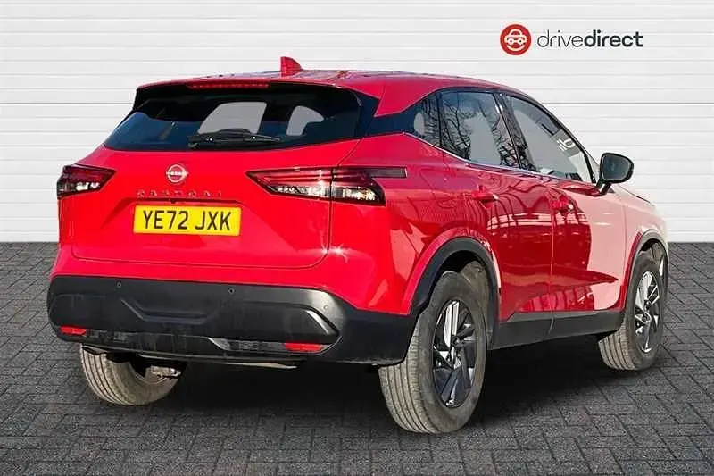 Usado Nissan Qashqai Acenta Premium 2022 Rojo SUV