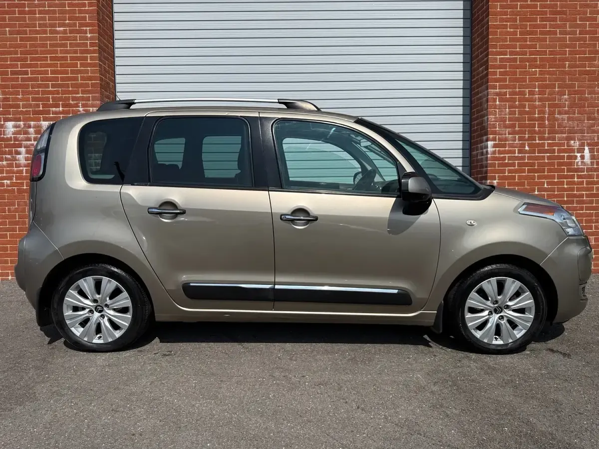Used Citroën C3 Picasso Exclusive 2012 Beige MPV