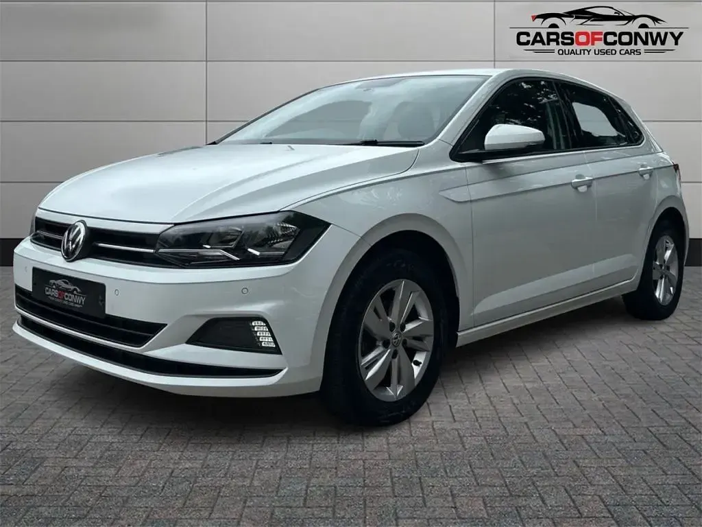 Used VW Polo SE 95 HP (69 kW) 2018 White Hatchback