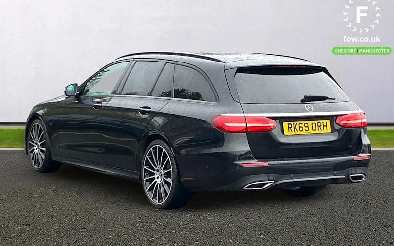 Gebraucht Mercedes E220 Active 194 PS (142 kW) 2019 Schwarz Kombi