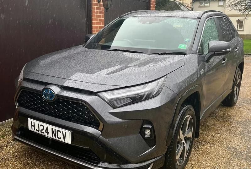 Grey Used 2024 Toyota RAV4 Hybrid Design SUV | £32,199 (Fair price) - Image 1/4