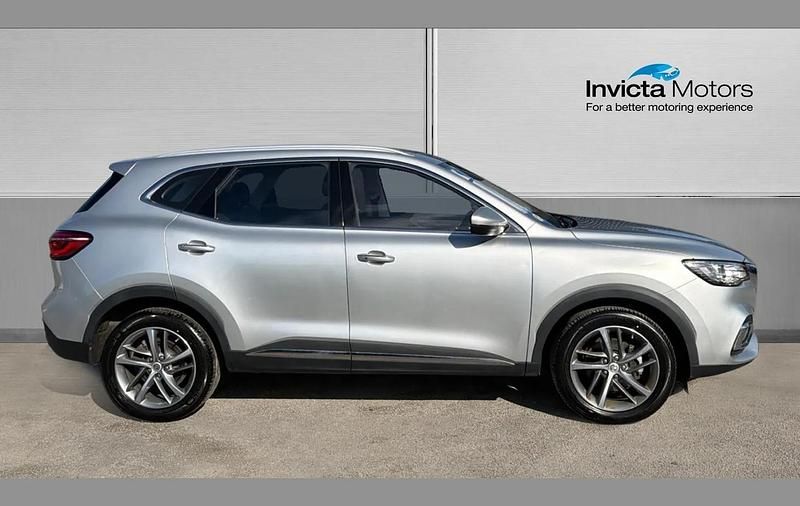 Used MG HS Excite 162 HP (119 kW) 2023 Sterling silver SUV
