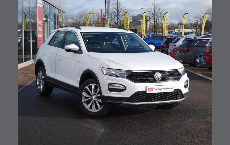 Used VW T-Roc SE 113 HP (83 kW) 2020 White SUV