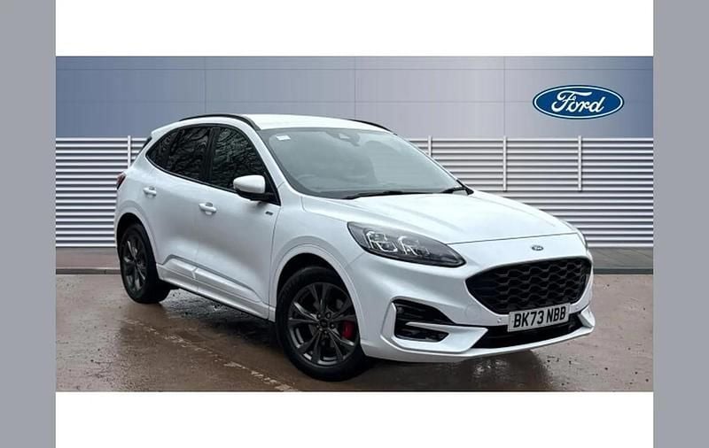 Used Ford Kuga ST-Line 150 HP (110 kW) 2023 White SUV