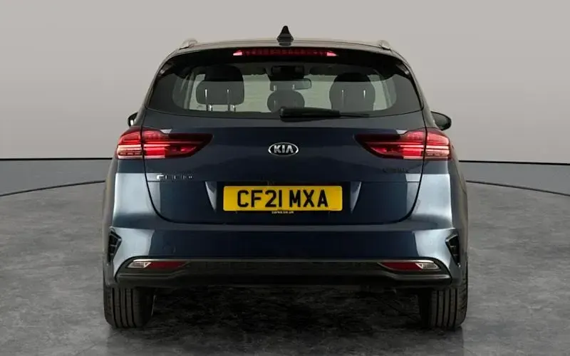 Used Kia Ceed Sportswagon 120 HP (88 kW) 2021 Blue Estate