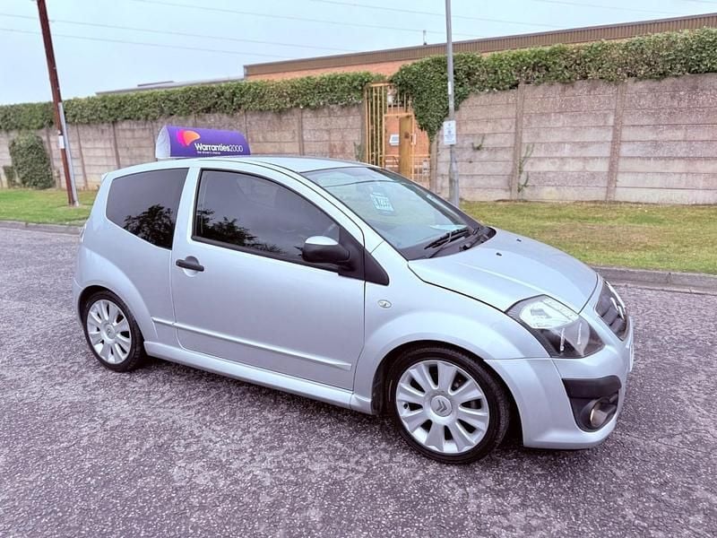 Silver Used 2010 Citroën C2 Hatchback | £2,299 - Image 1/4