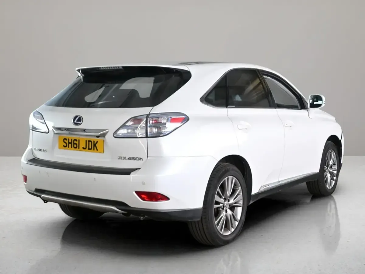 Used Lexus RX450h 299 HP (219 kW) 2011 White SUV