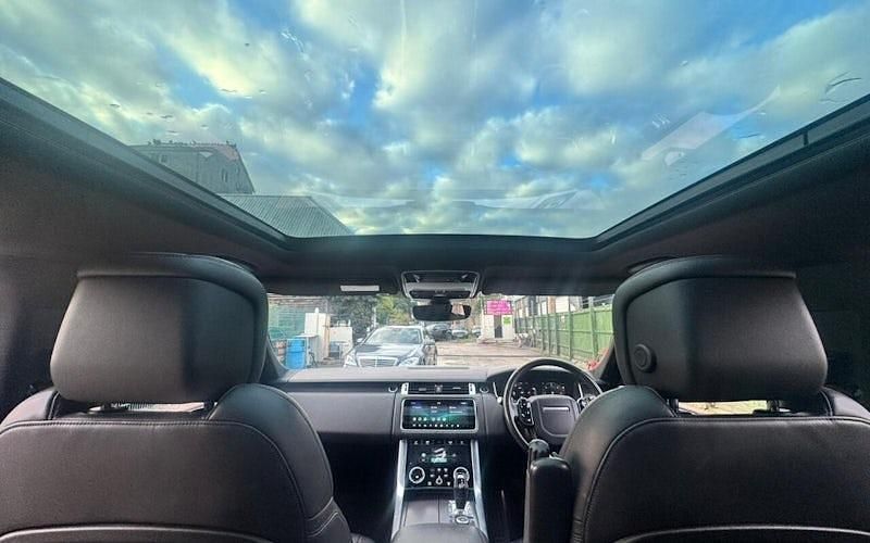 Used Land Rover Range Rover Sport HSE 306 HP (225 kW) 2019 White SUV