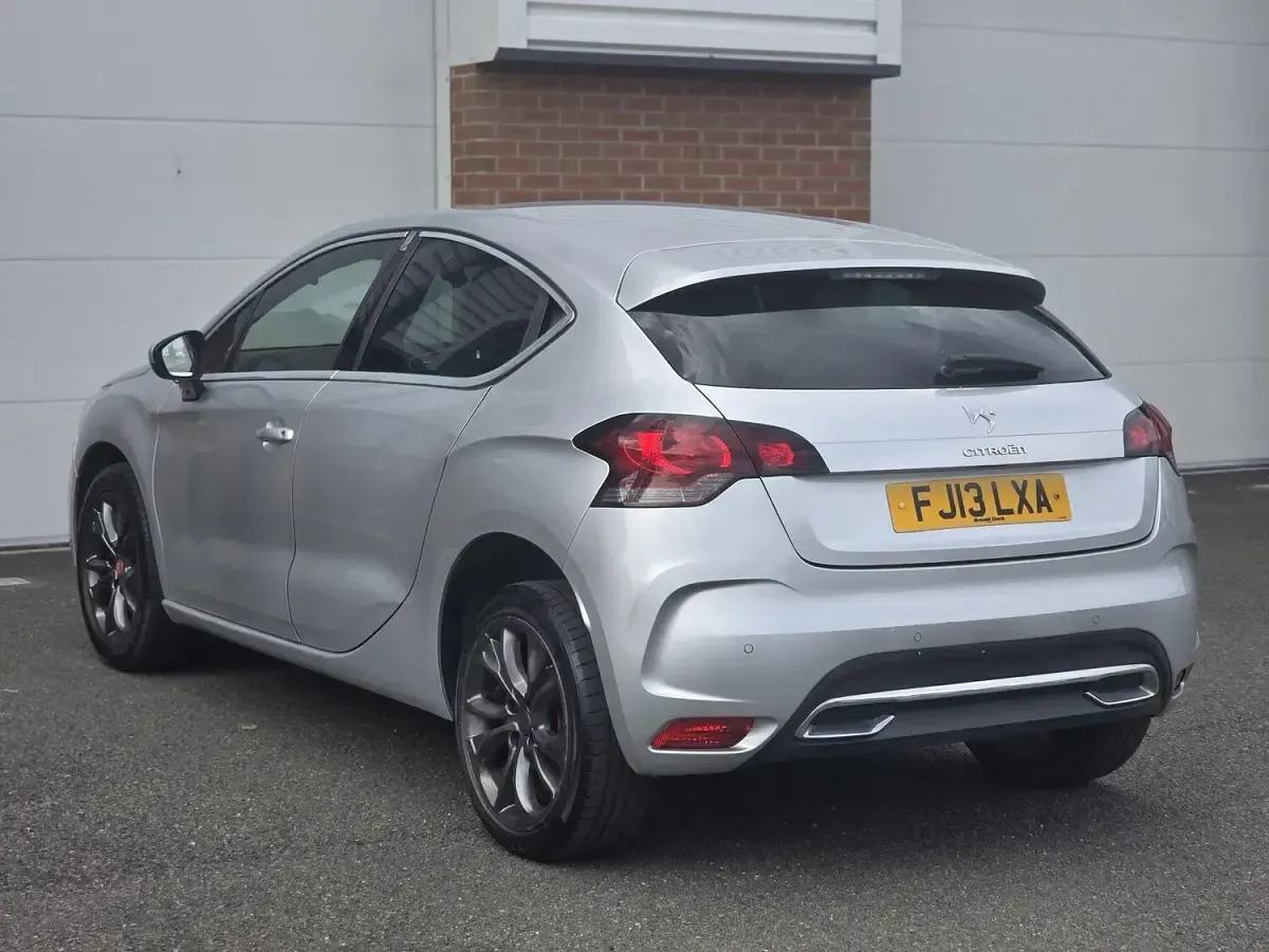 Used Citroën DS4 160 HP (117 kW) 2013 Silver Hatchback