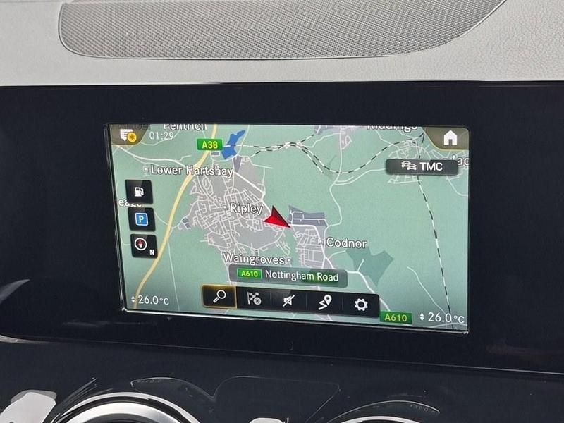 Used Mercedes GLB200 AMG line 163 HP (119 kW) 2021 White SUV