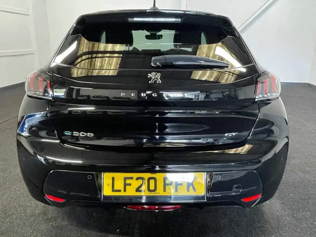 Second-hand Peugeot e-208 GTi 100 kW (136 CP) 2020 Negru Hatchback