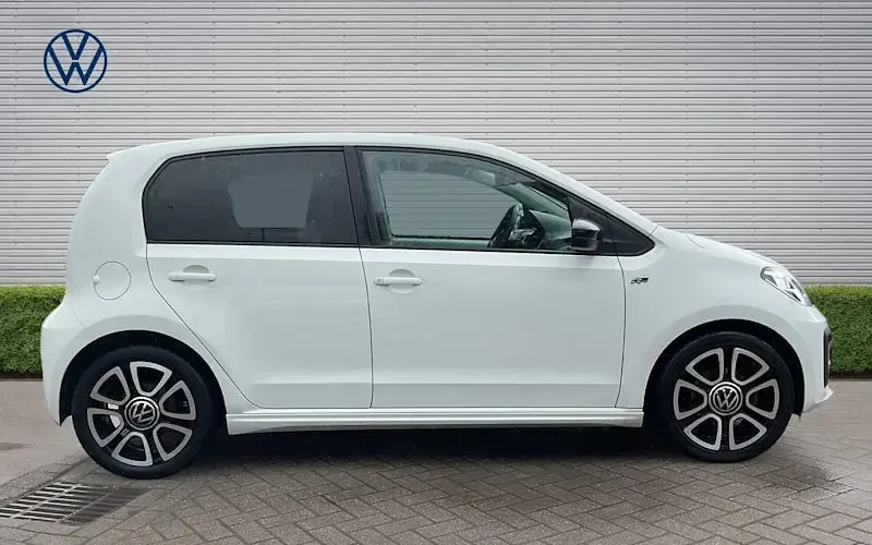 Used VW up! R-line 60 HP (44 kW) 2020 White Hatchback
