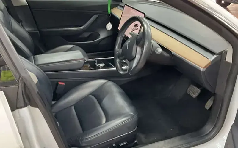 Used Tesla Model 3 Standard Range 180 kW (245 HP) 2021 Sedan