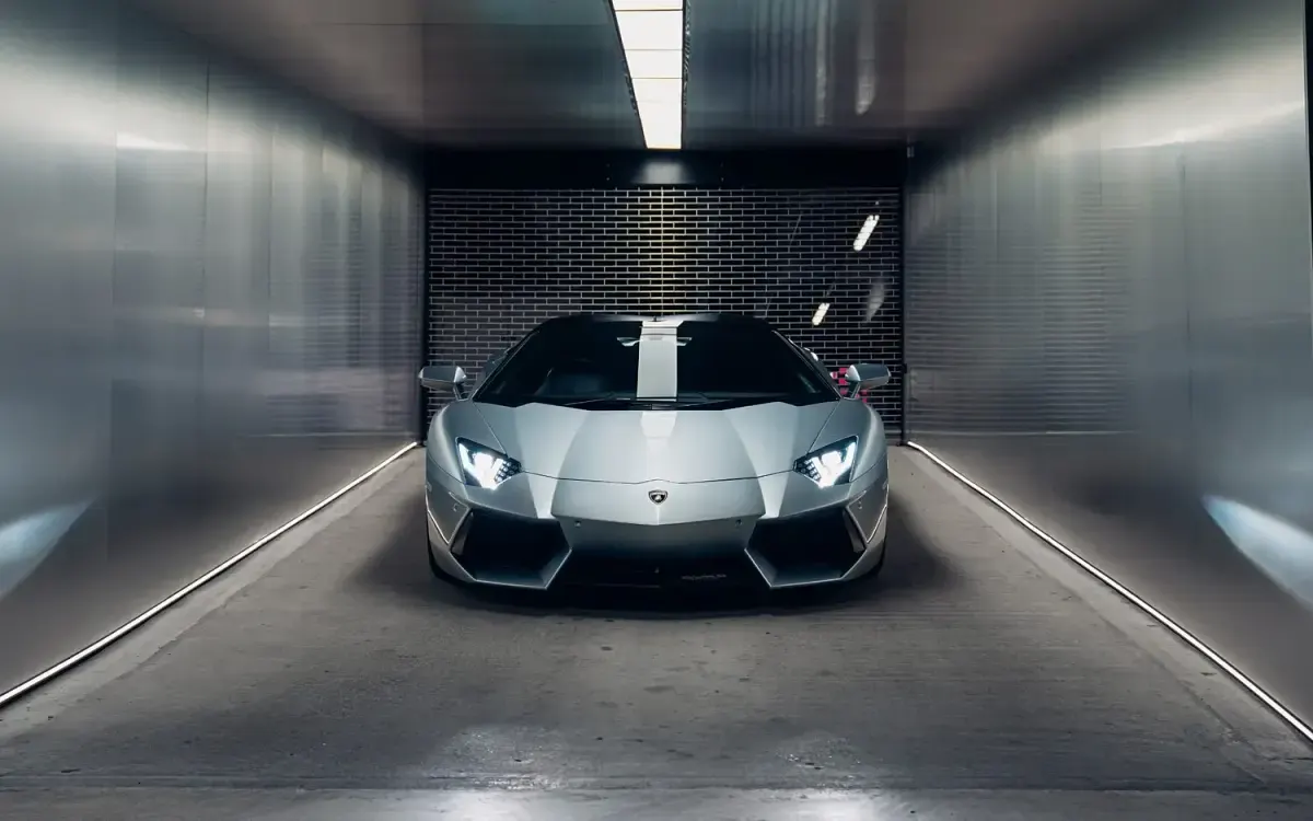 Used Lamborghini Aventador 700 HP (514 kW) 2014 Blue Coupe