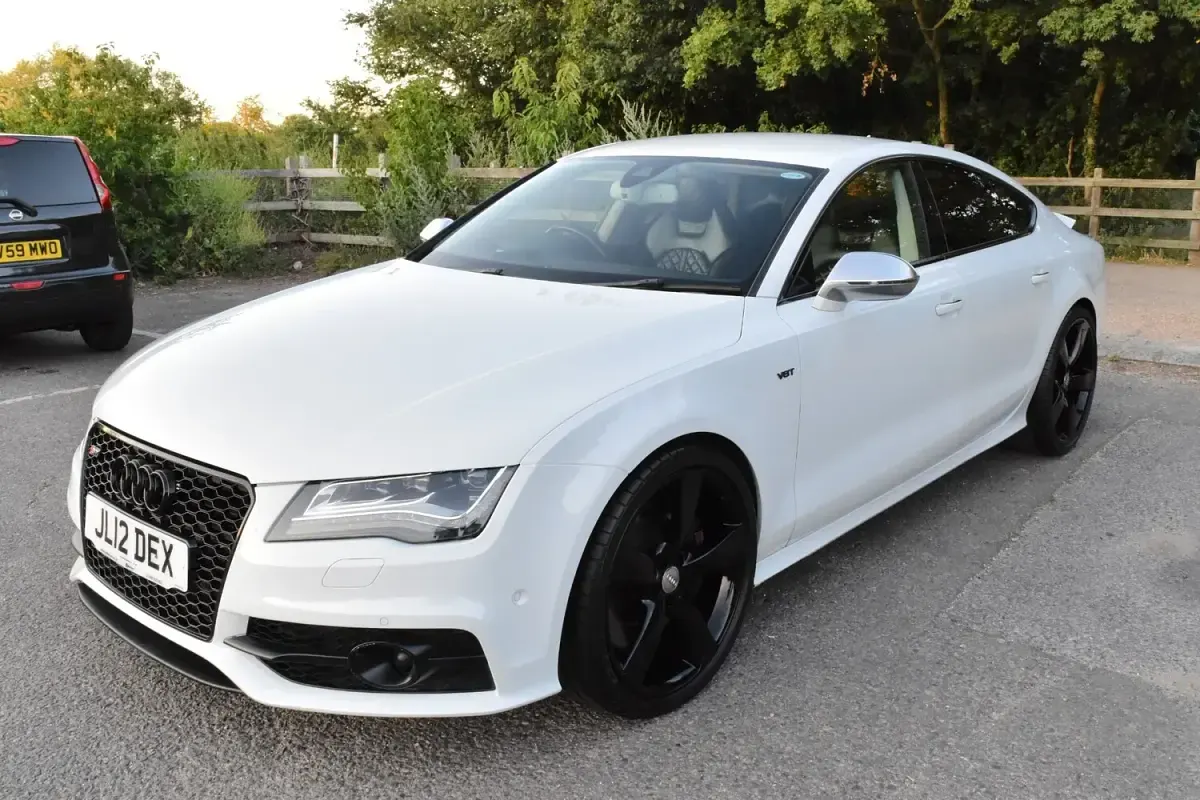 Used Audi A7 Design 2013 White Hatchback