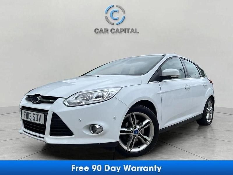 Used Ford Focus Titanium X 125 HP (91 kW) 2013 White Hatchback
