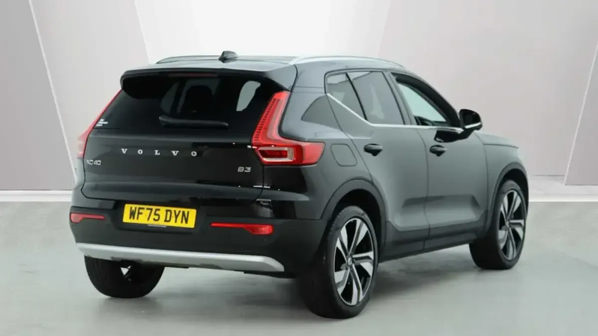 Used Volvo XC40 Ultra 163 HP (119 kW) 2026 SUV