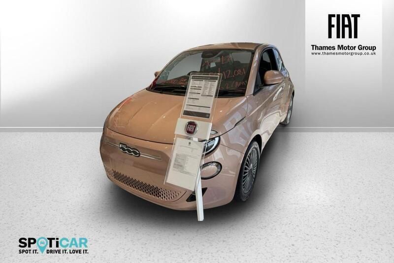 Yellow Used 2023 Fiat 500e Icon Hatchback | £19,995 (Expensive) - Image 1/4