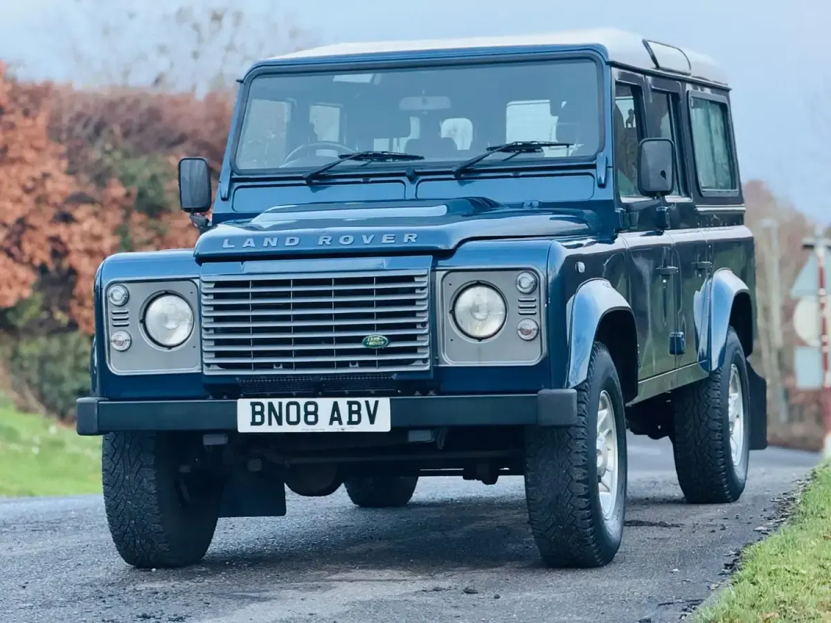 Usado Land Rover Defender 2008 Azul Carrinha