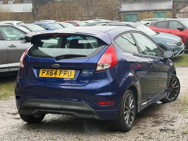 Used Ford Fiesta Zetec 2014 Blue Hatchback