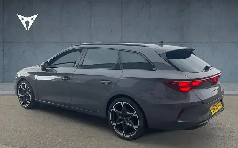 Used Cupra Leon 150 HP (110 kW) 2025 Grey Estate