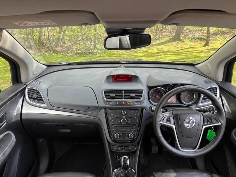 Used Vauxhall Mokka 140 HP (102 kW) 2015 Black SUV