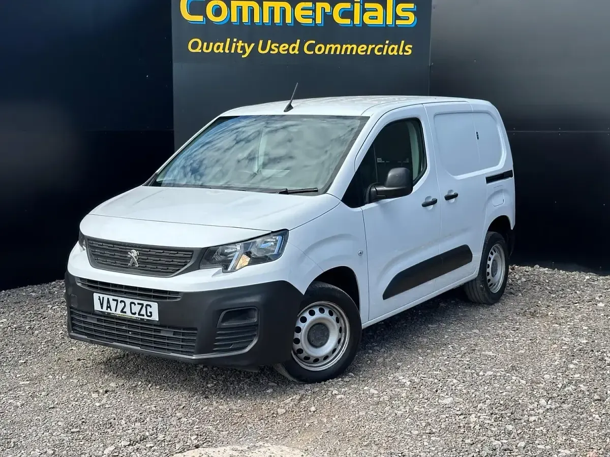 Used Peugeot Partner Premium 2023 White MPV