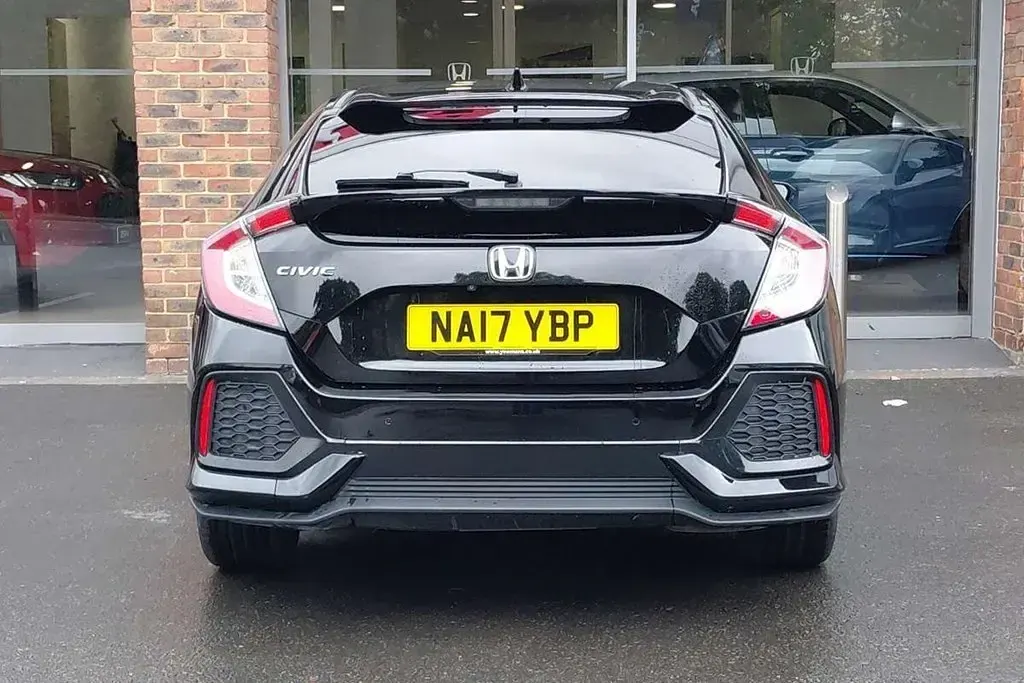 Używany Honda Civic SR 2017 Czarny Hatchback