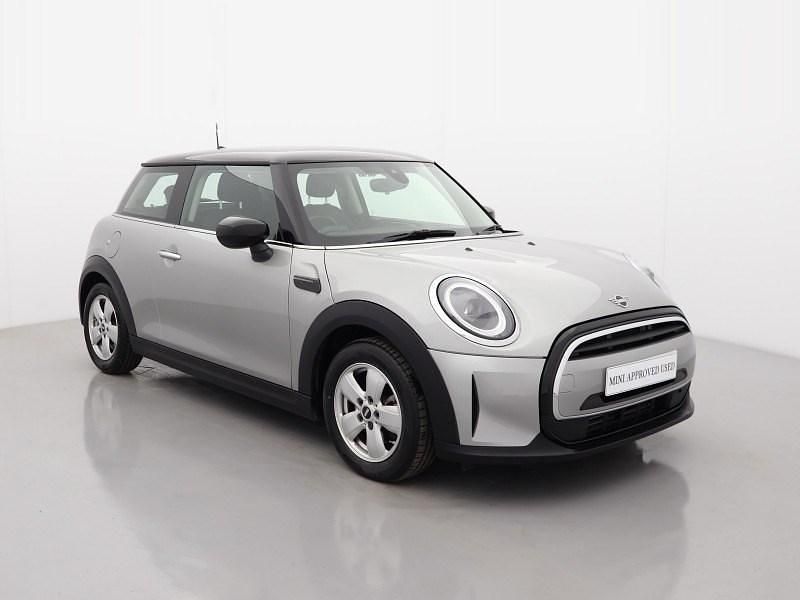 Used Mini Cooper Classic 134 HP (98 kW) 2023 Silver Hatchback