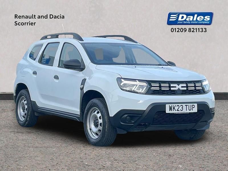 White Used 2023 Dacia Duster Essentiel Hatchback | £14,000 (Fair price) - Image 1/4