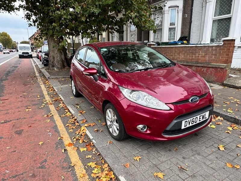 Red Used 2010 Ford Fiesta Zetec Hatchback | £1,250 (Good price) - Image 1/4