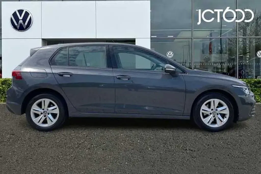 Used VW Golf VIII 150 HP (110 kW) 2022