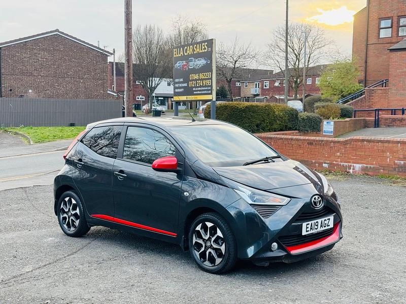 Grey Used 2019 Toyota Aygo Trend Hatchback | £7,895 - Image 1/4