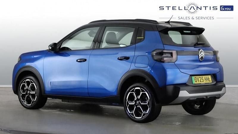 Used Citroën e-C3 81 kW (111 HP) 2025 Blue Hatchback