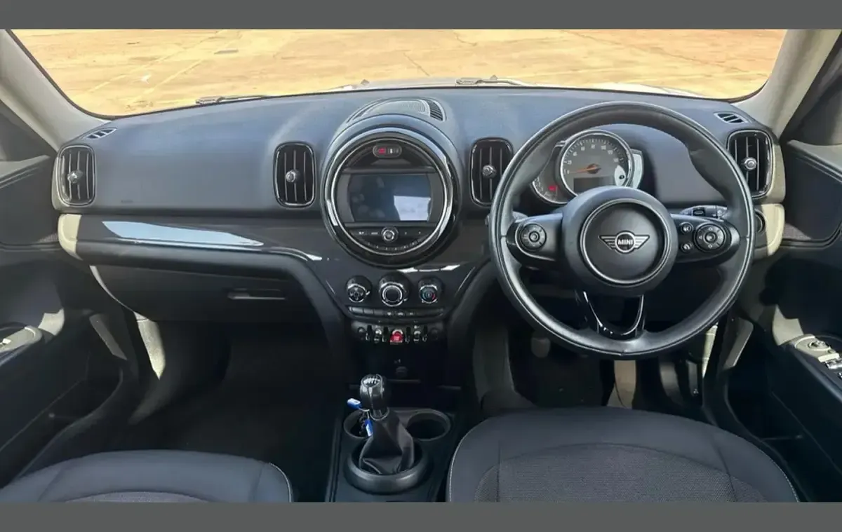 Used Mini Cooper Countryman Classic 134 HP (98 kW) 2020 Grey SUV