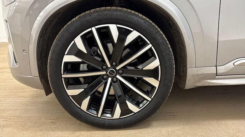 Used Volvo XC90 Ultra 250 HP (183 kW) 2025 Silver SUV