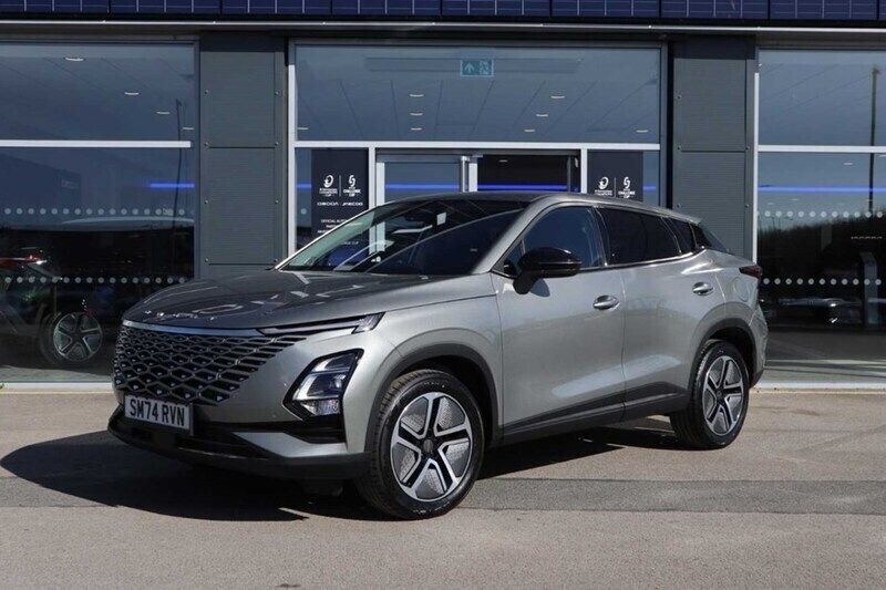 White New 2025 Omoda 5 SUV | £21,498 (Good price) - Image 1/1