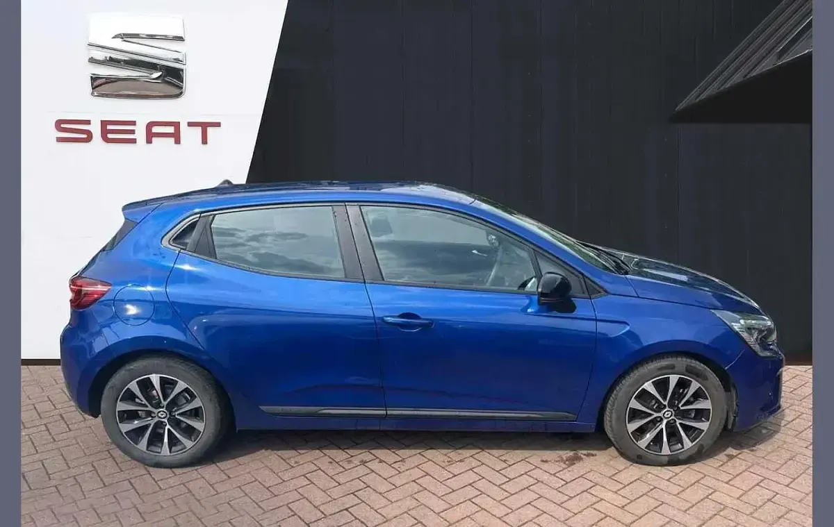 Gebraucht Renault Clio V Evolution 143 PS (105 kW) 2023 Blau Kleinwagen