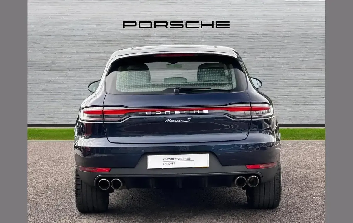 Used Porsche Macan 348 HP (255 kW) 2021 Blue SUV