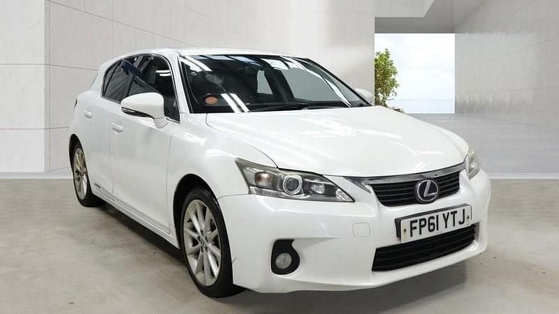 Used Lexus CT200h 2012 White Hatchback