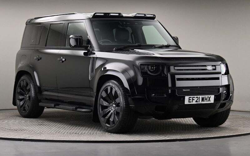 Used 2025 Land Rover Defender HSE Dynamic SUV | £60,000 (Good price) - Image 1/4