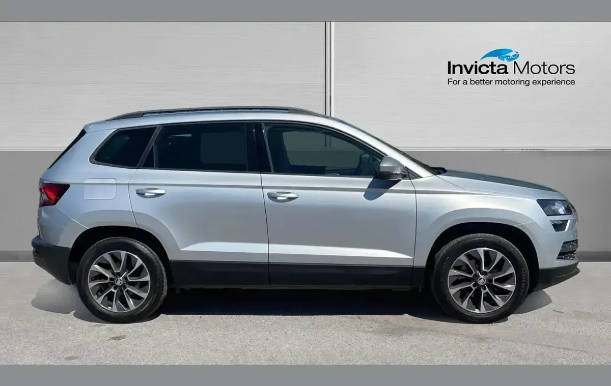 Used Skoda Karoq SE Drive 150 HP (110 kW) 2021 Silver SUV