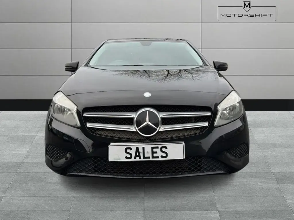 Used Mercedes A200 136 HP (100 kW) 2014 Black Hatchback