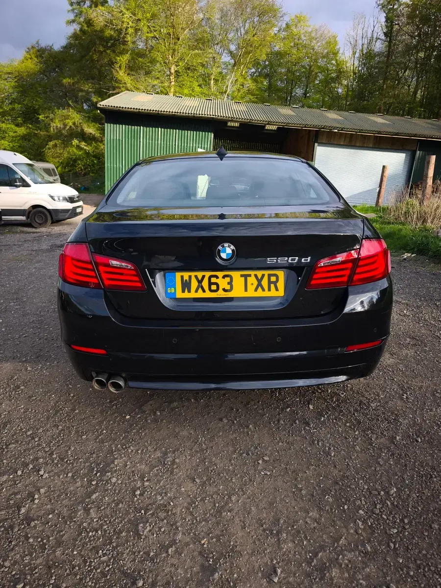 Used BMW 520 Efficient Dynamics 190 HP (139 kW) 2013 Black Sedan