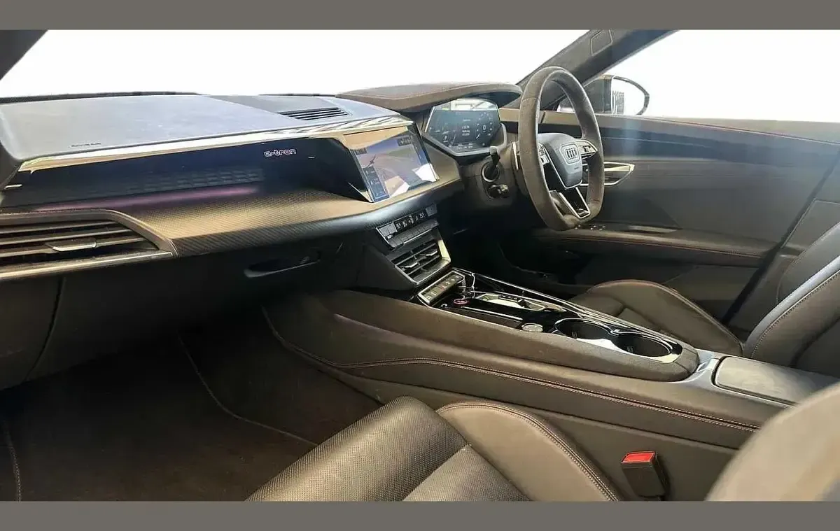 Used Audi e-tron GT quattro Comfort 475 kW (646 HP) 2024 Grey Sedan