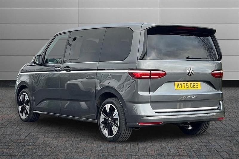 Used VW Multivan Style 150 HP (110 kW) 2025 Indium grey Van