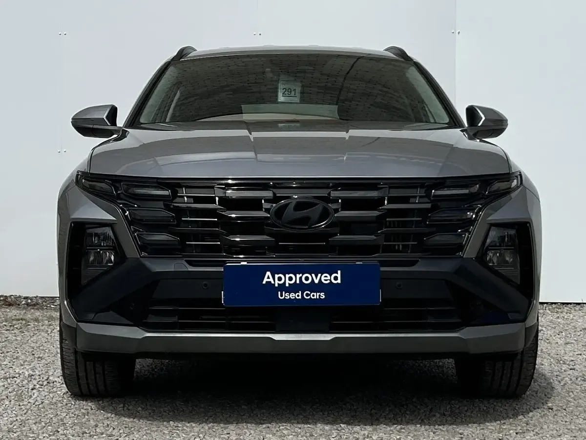 Used Hyundai Tucson Premium 250 HP (183 kW) 2025 Silver SUV