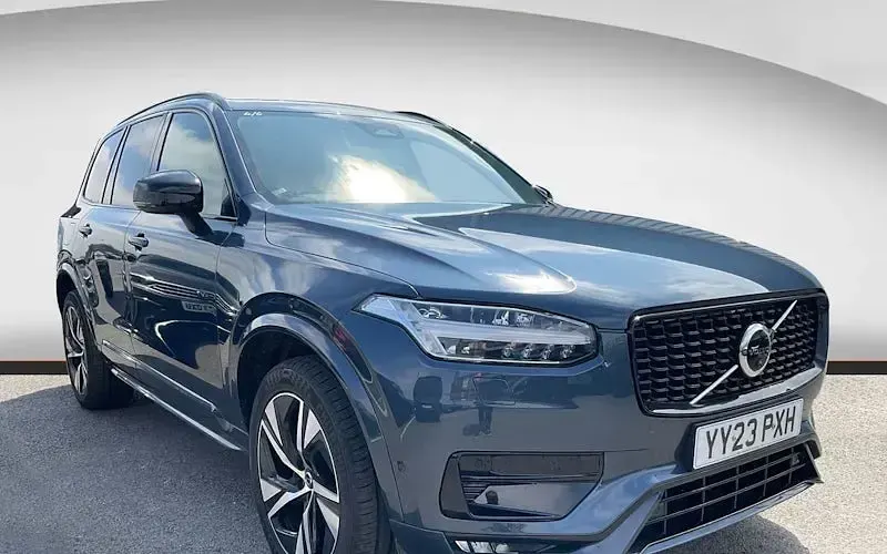 Used Volvo XC90 Plus 235 HP (172 kW) 2023 SUV